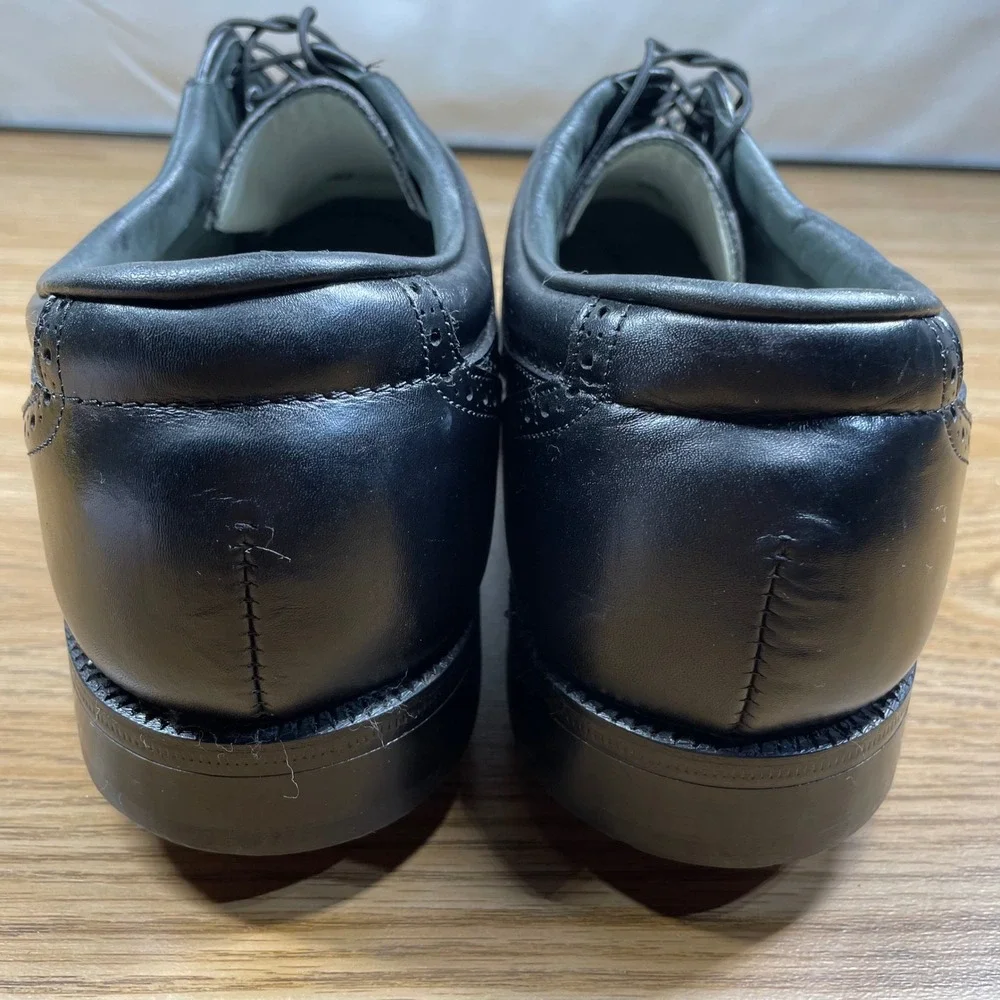 VTG FootJoy Classics Men Black Wingtip Brogue Leather Golf Cleats USA 12 retro